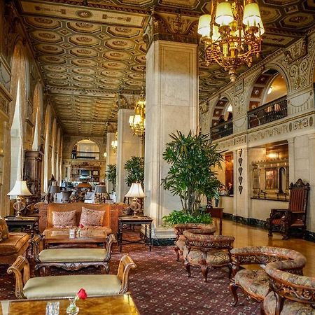 The Brown Hotel Louisville Bagian luar foto